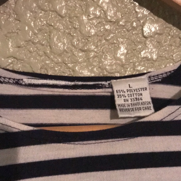 Striped | Sweater - Picture 2 of 4